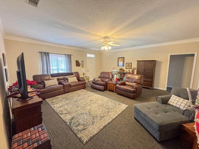 Building Photo - 1131 Trellis Ct