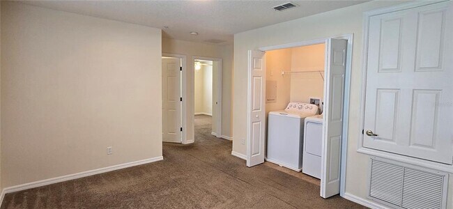Building Photo - 13479 Applerose Ln