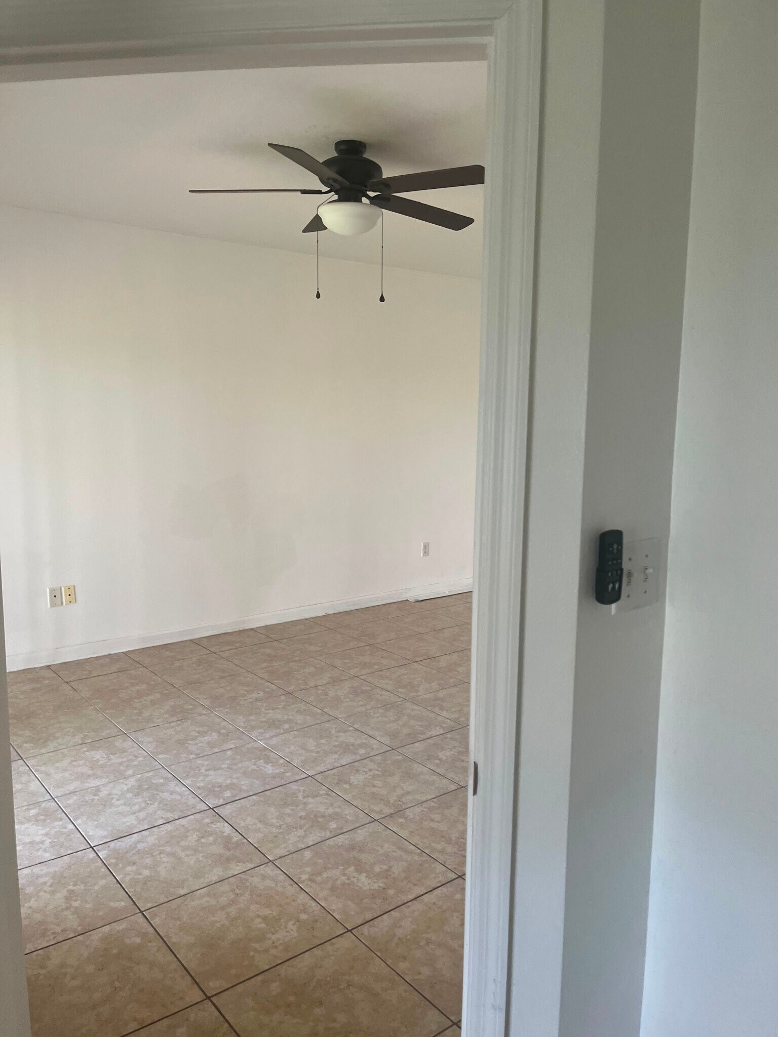 Building Photo - 522 Villa Del Sol Cir