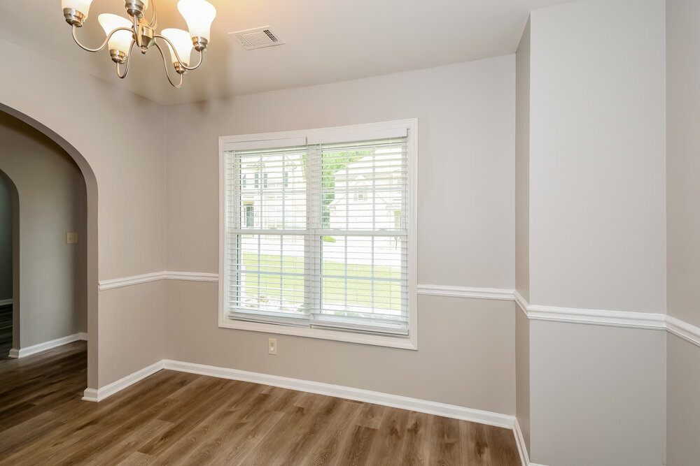 Building Photo - 6176 Mulberry Park Dr