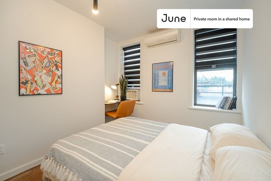 Building Photo - Room in Shared 3 bed/1 bath home in Chinatown