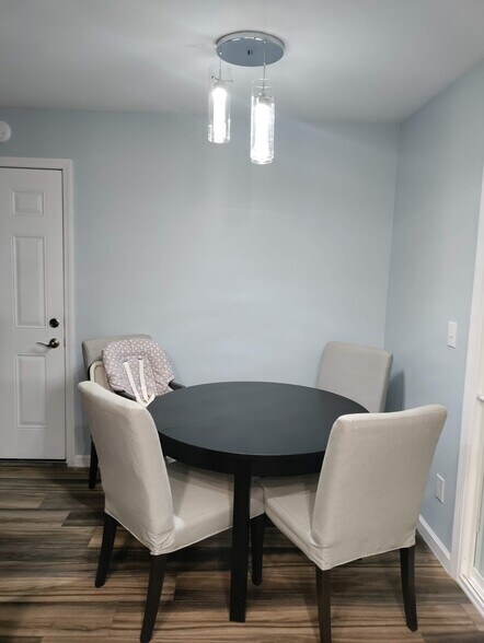 Building Photo - 7716 Flynnway Dr