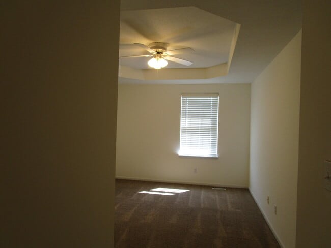 Building Photo - 5003 Betty Jean Way