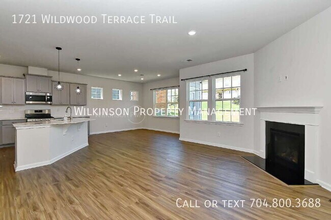 Building Photo - 1721 Wildwood Terrace Trl