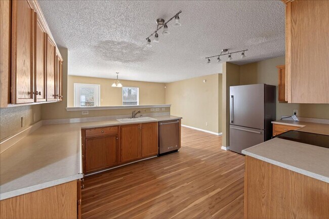 Building Photo - 12599 Majestic Way