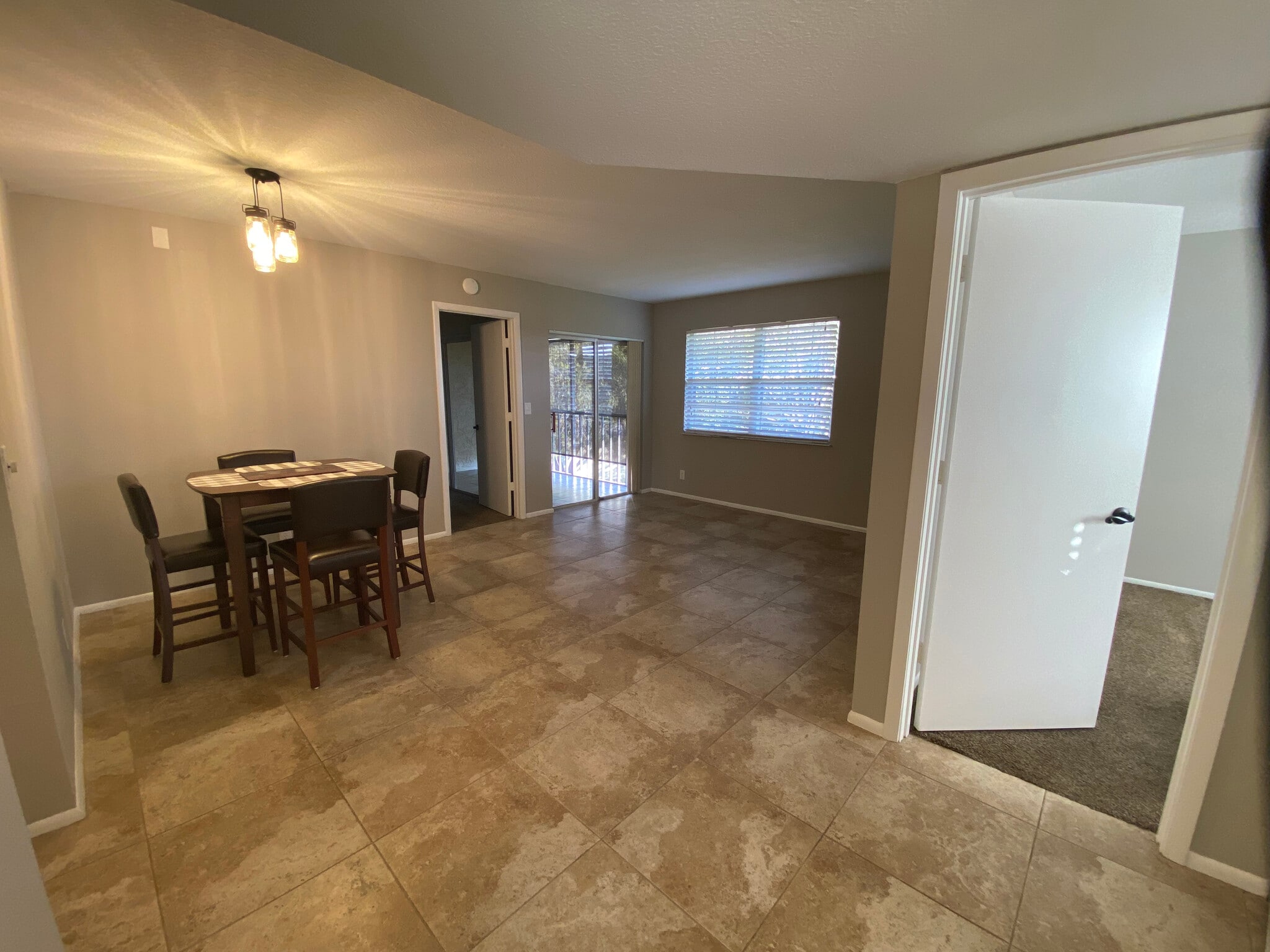 Building Photo - 1566 SE Royal Green Cir