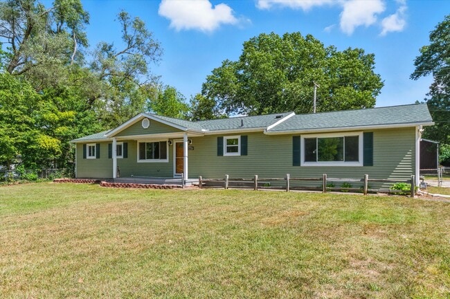 Building Photo - 18077 Martinsville Rd
