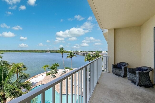 Building Photo - 8800 Bay Pines Blvd