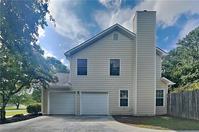 Building Photo - 3282 Summit Glen Dr