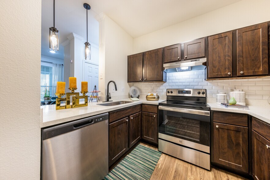 The Pines on Spring Rain 2400 Spring Rain Dr Spring TX 77379