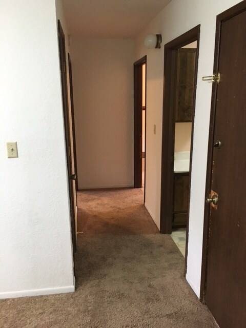 Building Photo - 5741 Radcliff Dr