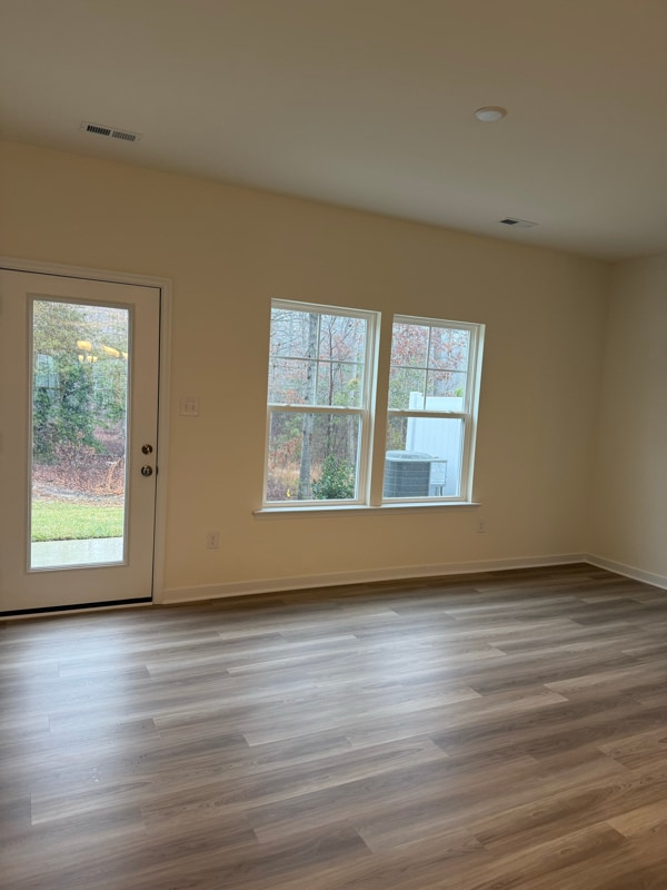 Building Photo - 235 Greenpark Rd