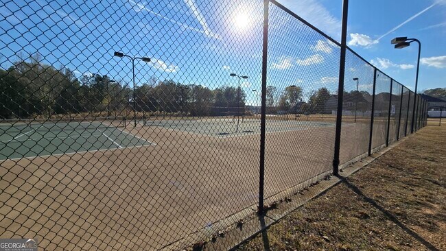 Building Photo - 13106 Vista Dr SE