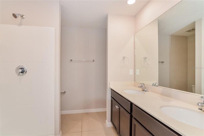 Building Photo - 1700 Gopher Tree St