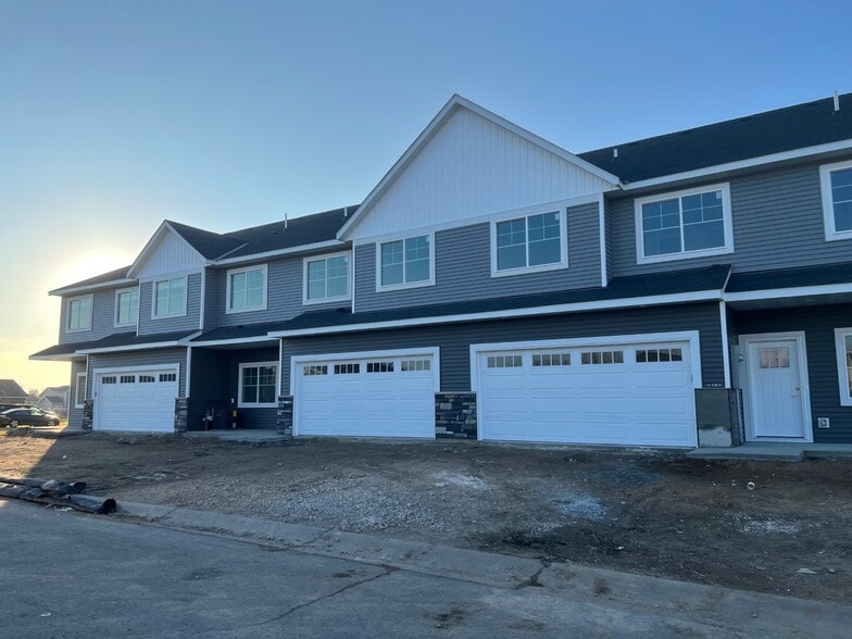 Outside - 7766 Lachman Ave NE