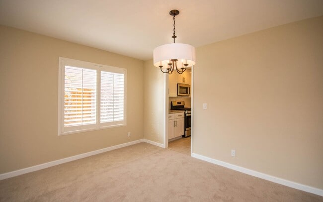 Building Photo - Fully Remodeled 3BD/2BA in Carlsbad