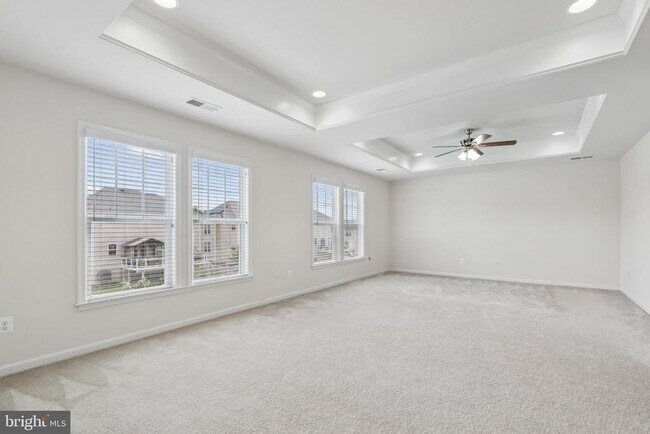 Building Photo - 41741 Stonecutter St