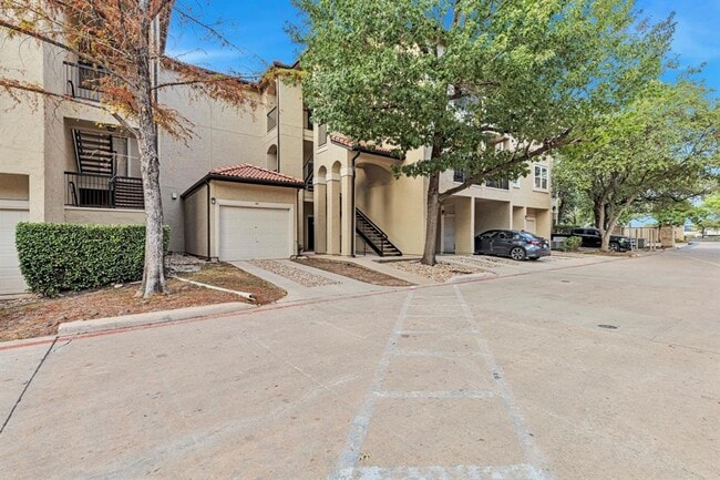Building Photo - 9525 N Capital of Texas Hwy
