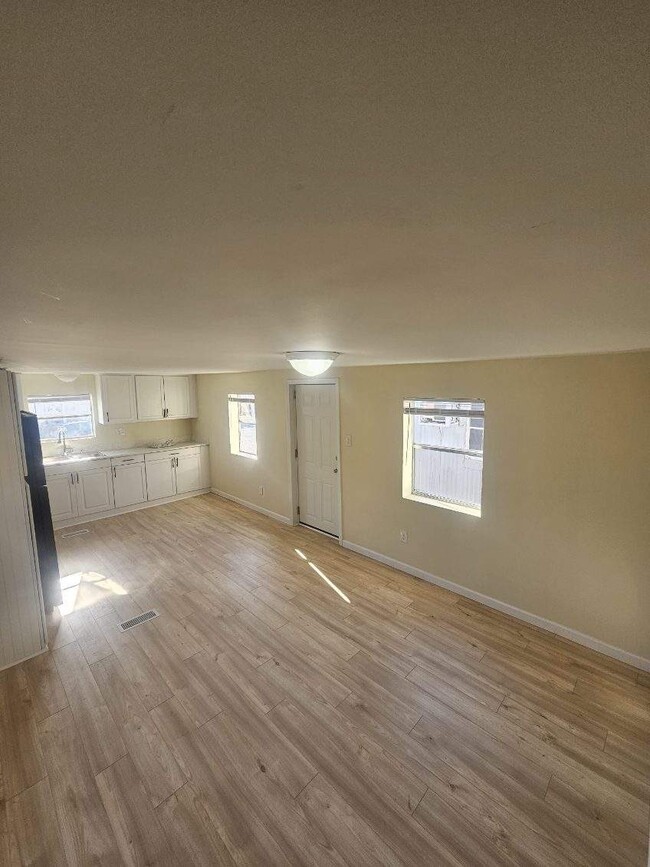 Building Photo - 116 Langford Dr