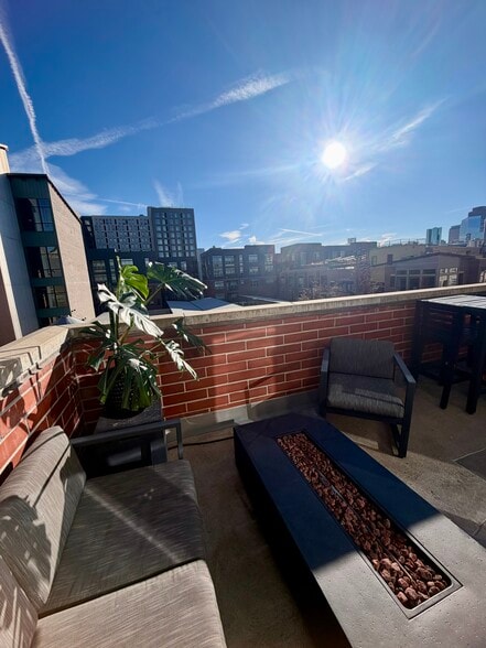 Building Photo - 2955 Inca St