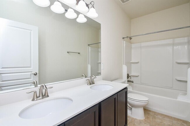 Building Photo - 30217 Live Oak Way