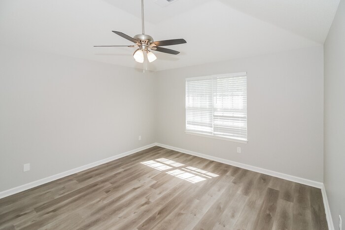 Building Photo - 1193 Casentino St
