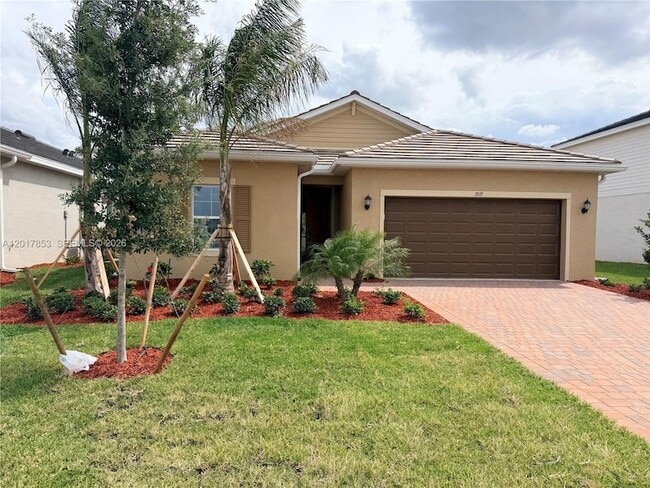 Building Photo - 3917 Passion Vine Dr