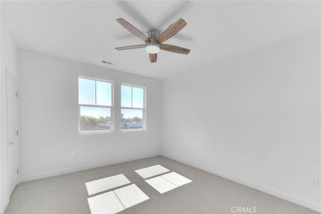 Building Photo - 149 N 1st Ave