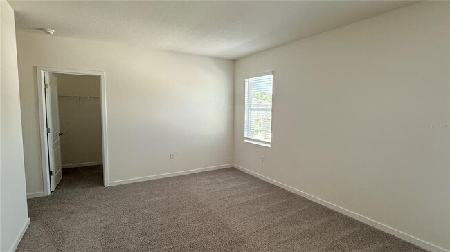 Building Photo - 2046 Walnut Crk Dr