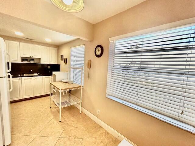 Building Photo - 715 Normandy Ln