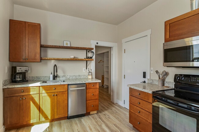 Building Photo - 27122 88th Ave NW