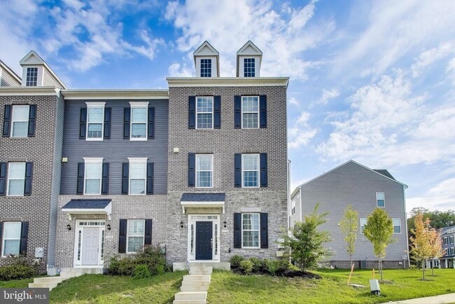 Building Photo - 2530 Lanham Hill Cir