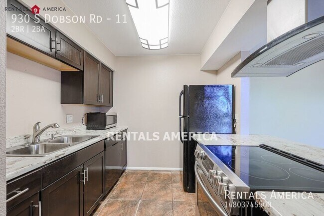 Building Photo - Single Level Condo in Gorgeous Bridgewood ...