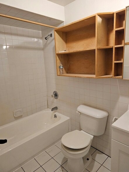 Building Photo - 173 Newark Ave