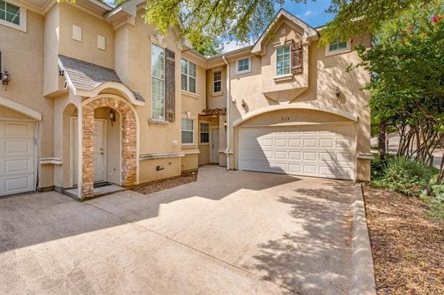 Building Photo - 510 Kingscote Ct