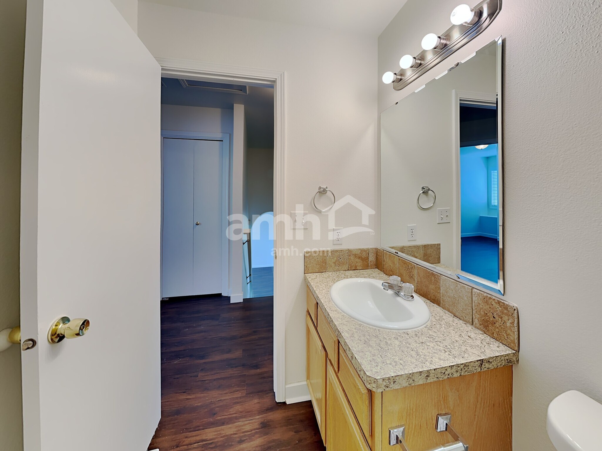 Building Photo - 7890 W Powell St