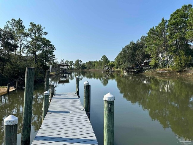 Building Photo - 2633 Bayshore Pkwy