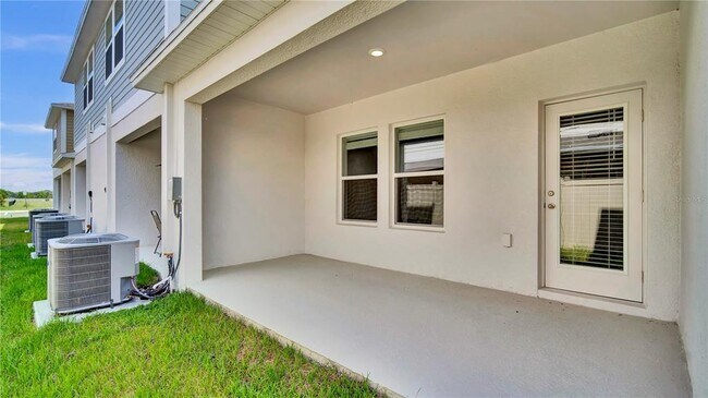 Building Photo - 4321 HILLOCK Blvd