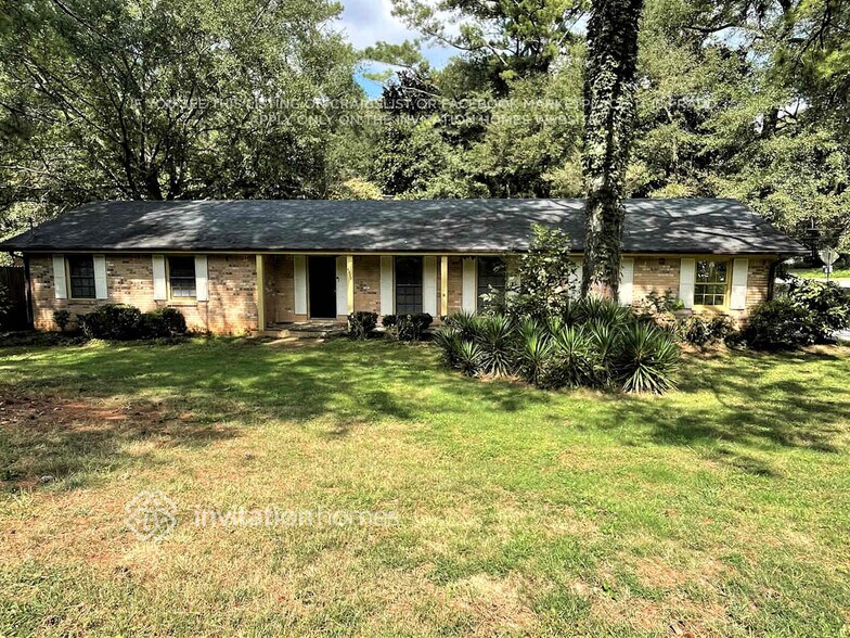 Primary Photo - 4515 Lincoln Way SW