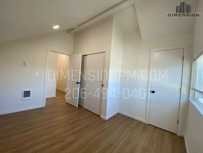 Building Photo - 6802 S G St