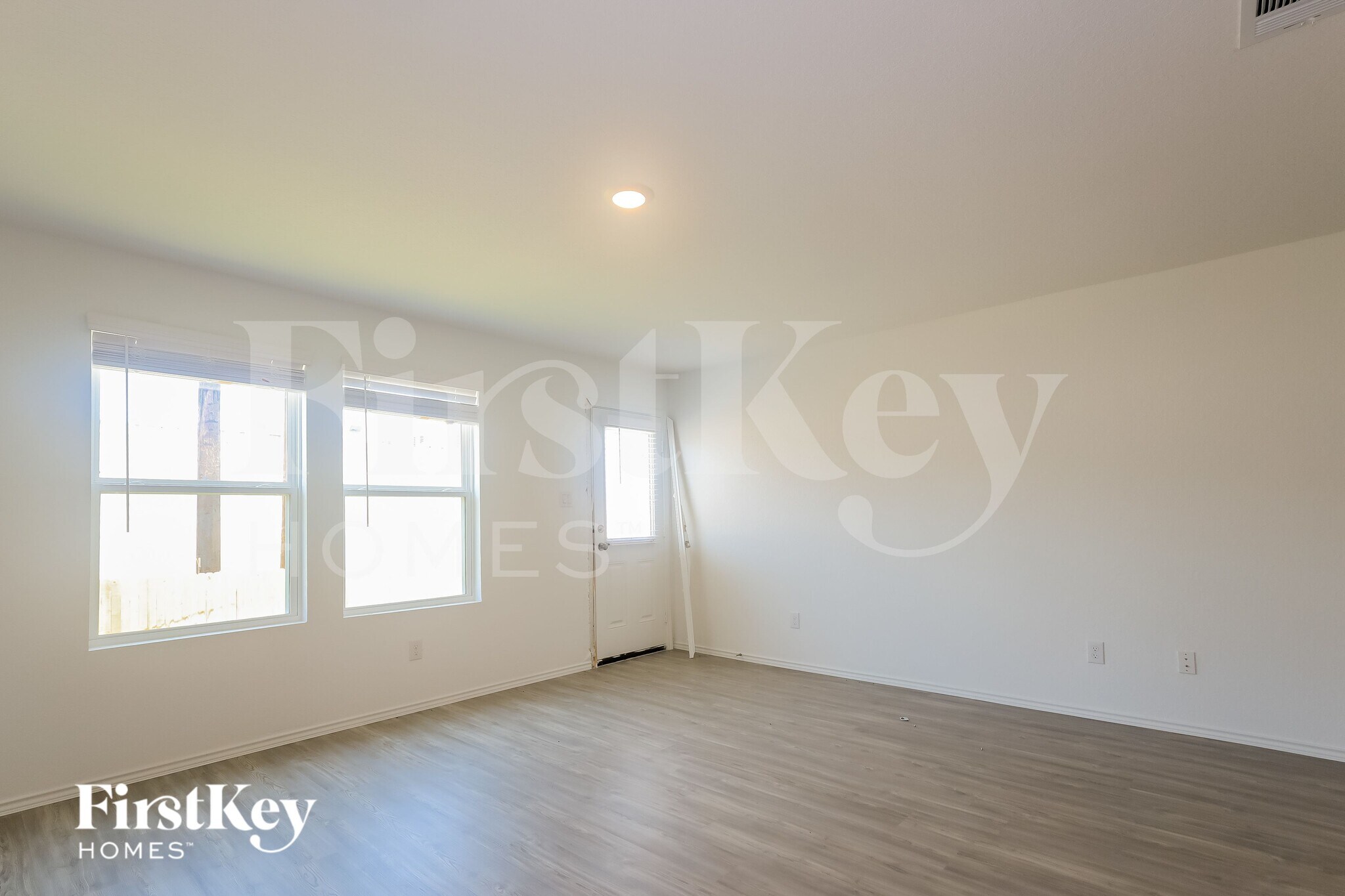 Building Photo - 1702 Morse Way