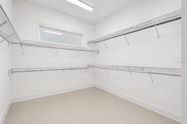 Building Photo - 13321 Oakenshaw Ln