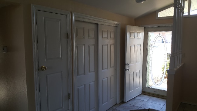 Building Photo - 306 Ridgecrest Dr