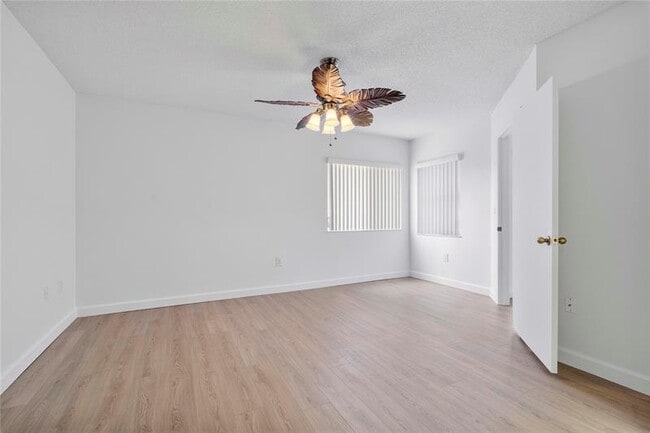 Building Photo - 9537 Weldon Cir