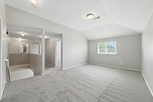Building Photo - 7000 Snowy Owl St