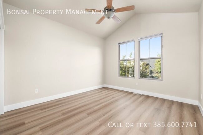 Building Photo - 11186 S Windward Ln