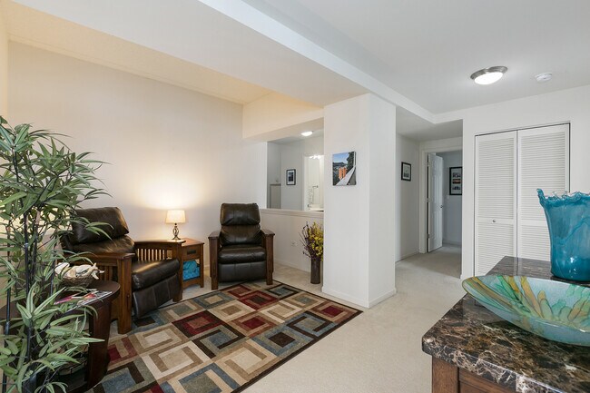 Building Photo - 6420 Double Eagle Dr