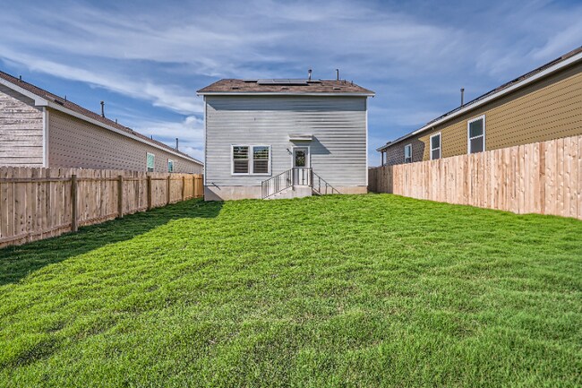 Building Photo - 2712 Shimsham Dr