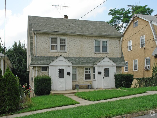 Primary Photo - 343 Columbus Ave