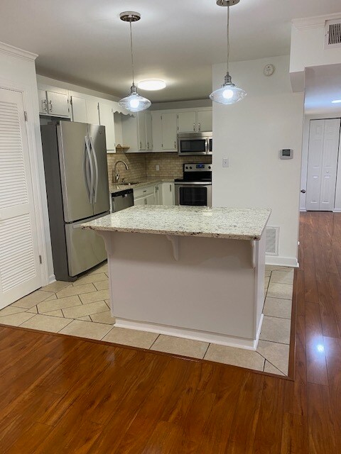 Kitchen - 1004 Woodland Vlg